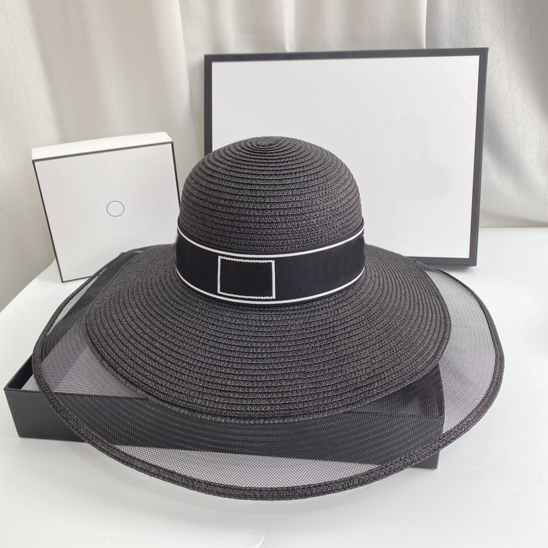 Resort Gauze Straw Hats Luxury Designer Caps Mens Womens Bucket Hat Wide Brim Cap Letter Women Vacation Sunhat Classic High Quality, Black
Resort Gauze Straw Hats Luxury Designer Caps Mens Womens Bucket Hat Wide Brim Cap Letter Women Vacation Sunhat Classic High Quality, Black
