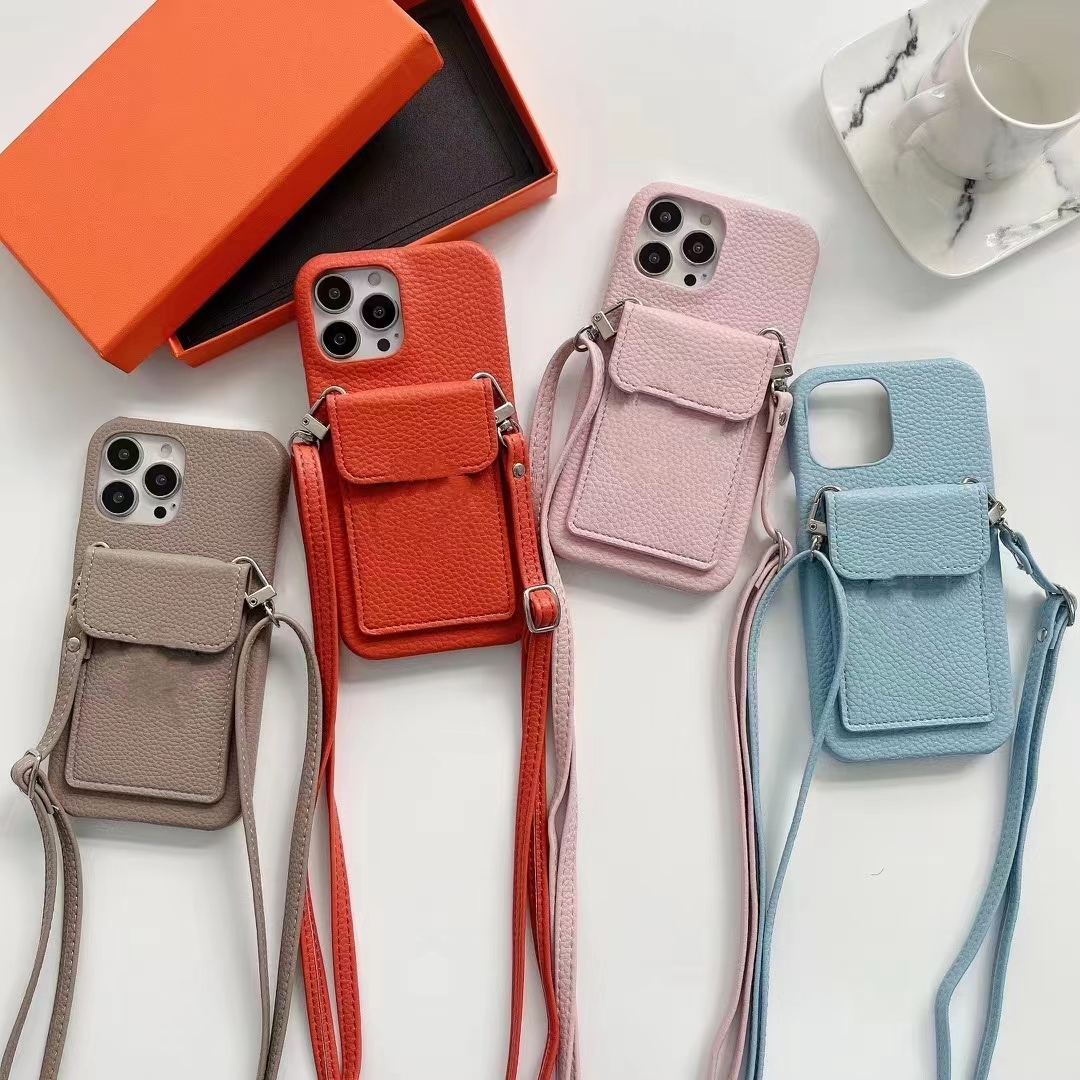 Top leather phone case for iPhone 11 12 13 Pro Max cases 11Pro X XS XSMAX 7 8 Plus Luxury designer H metal buckle wallet with shoulder strap, Orange
Top leather phone case for iPhone 11 12 13 Pro Max cases 11Pro X XS XSMAX 7 8 Plus Luxury designer H metal buckle wallet with shoulder strap, Orange