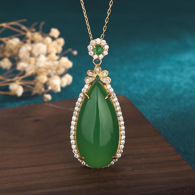 Pendant Necklaces Natural Full Green Chalcedony S925 Silver Necklace Women's JewelryPendant PendantPendant
Pendant Necklaces Natural Full Green Chalcedony S925 Silver Necklace Women's JewelryPendant PendantPendant