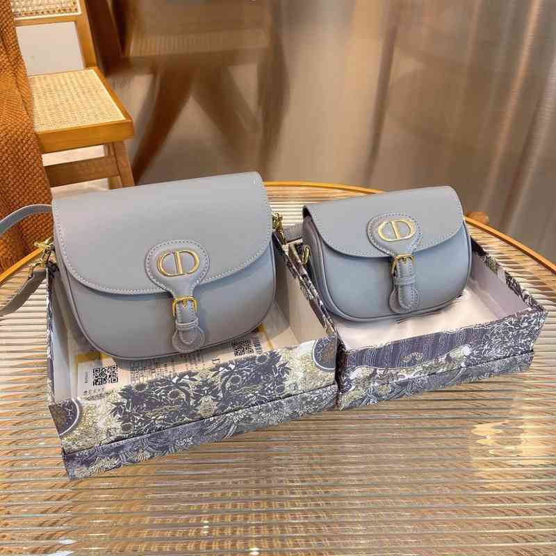 Womens Designer Bags 2022 Fashion Handbags Bobby Shoulder Messenger Crossbody 67ZC, Grey large : 22 6 17cm
Womens Designer Bags 2022 Fashion Handbags Bobby Shoulder Messenger Crossbody 67ZC, Grey large : 22 6 17cm