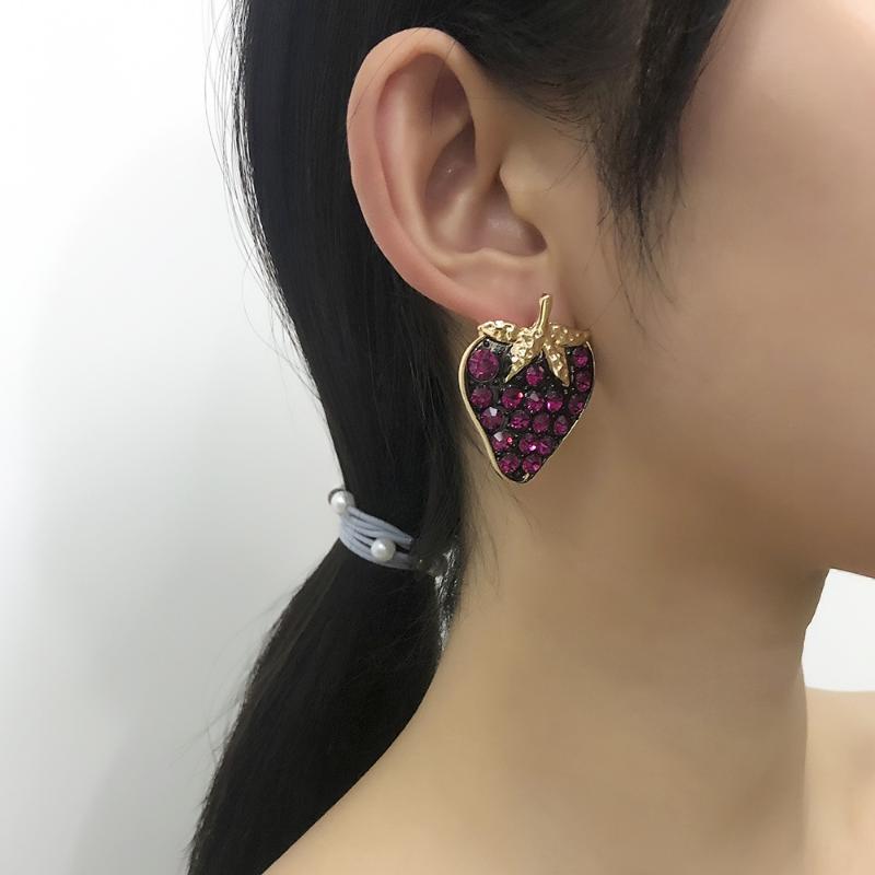 Dangle & Chandelier 2022 Sweet Fashion Metal Crystal Strawberry Big Stud Earrings Female Jewelry Accessories Party Gifts For Women Charm Ear
Dangle & Chandelier 2022 Sweet Fashion Metal Crystal Strawberry Big Stud Earrings Female Jewelry Accessories Party Gifts For Women Charm Ear