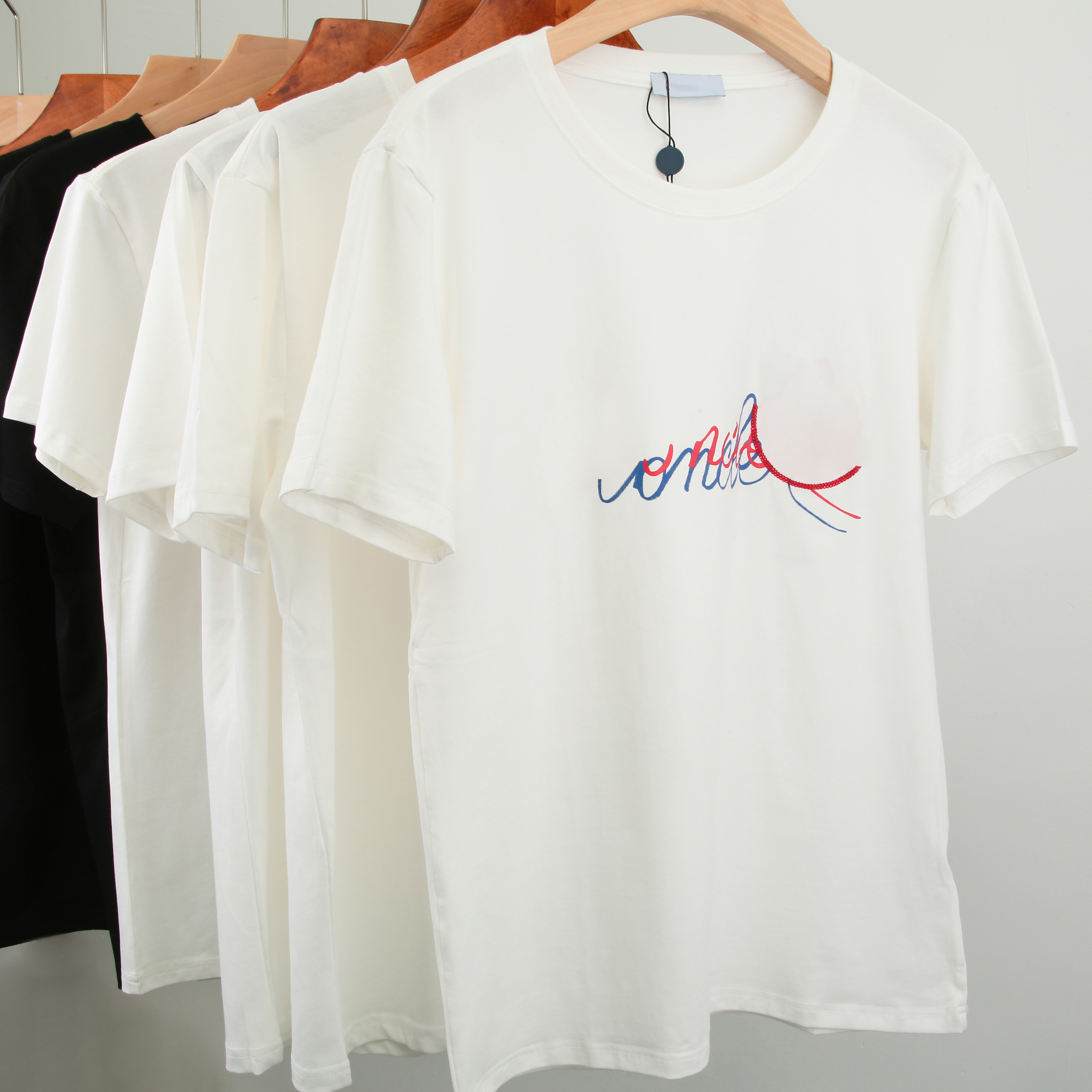 Mens Designers T Shirt Summer Women tshirt With Letters Print Star Satin Cotton Casual t shirts mans Tees Asian size M, Additional fee 
Mens Designers T Shirt Summer Women tshirt With Letters Print Star Satin Cotton Casual t shirts mans Tees Asian size M, Additional fee