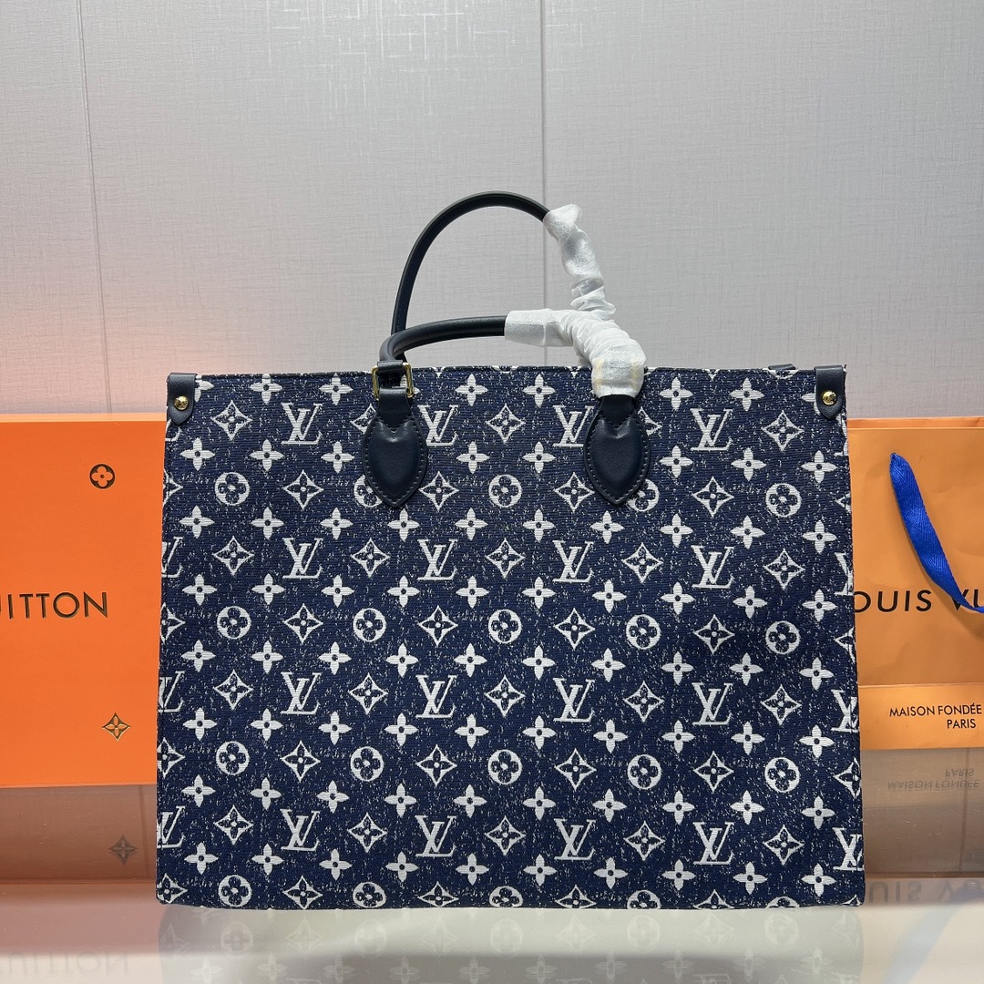 2022 Louis Vuitton onthego embroidery women handbag big tote canvas high quality LV shoulder bags size41*32cm, White
2022 Louis Vuitton onthego embroidery women handbag big tote canvas high quality LV shoulder bags size41*32cm, White