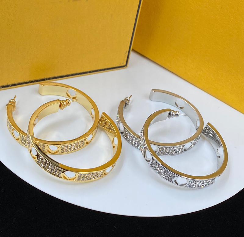 Hoop Earrings Designer Jewelry Silver Diamonds Earring For mens Women Fashion Letters Gold Earring F Stud Hoops With Box
Hoop Earrings Designer Jewelry Silver Diamonds Earring For mens Women Fashion Letters Gold Earring F Stud Hoops With Box
