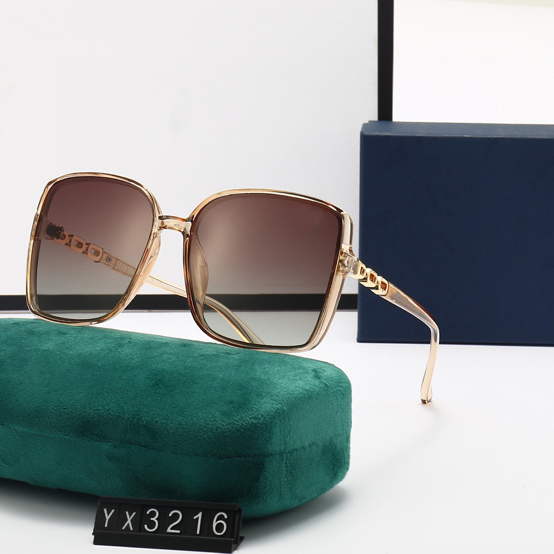 Summer Woman Fashion Outdoor Wind Sunglasses Driving Sun Glasses Lady Big Square Frame Beach Protection Dazzling Sunglasse Driving 5 Colors UV 400
Summer Woman Fashion Outdoor Wind Sunglasses Driving Sun Glasses Lady Big Square Frame Beach Protection Dazzling Sunglasse Driving 5 Colors UV 400