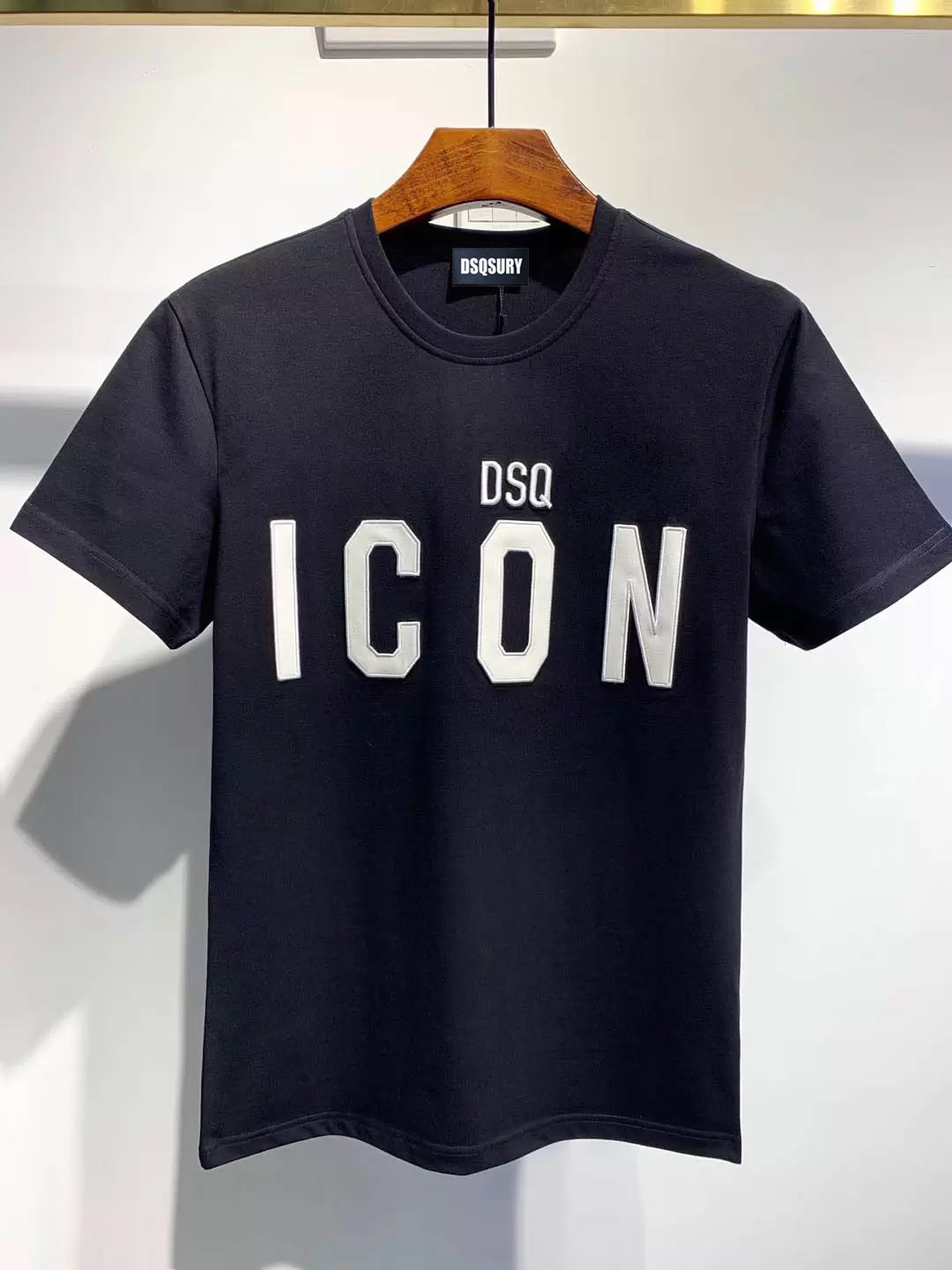 DSQSURY 2022SS New Mens Designer T shirt Paris fashion Tshirts Summer DSQ T-shirt Tees Male Top Quality 100% Cotton Top ST702, Black
DSQSURY 2022SS New Mens Designer T shirt Paris fashion Tshirts Summer DSQ T-shirt Tees Male Top Quality 100% Cotton Top ST702, Black