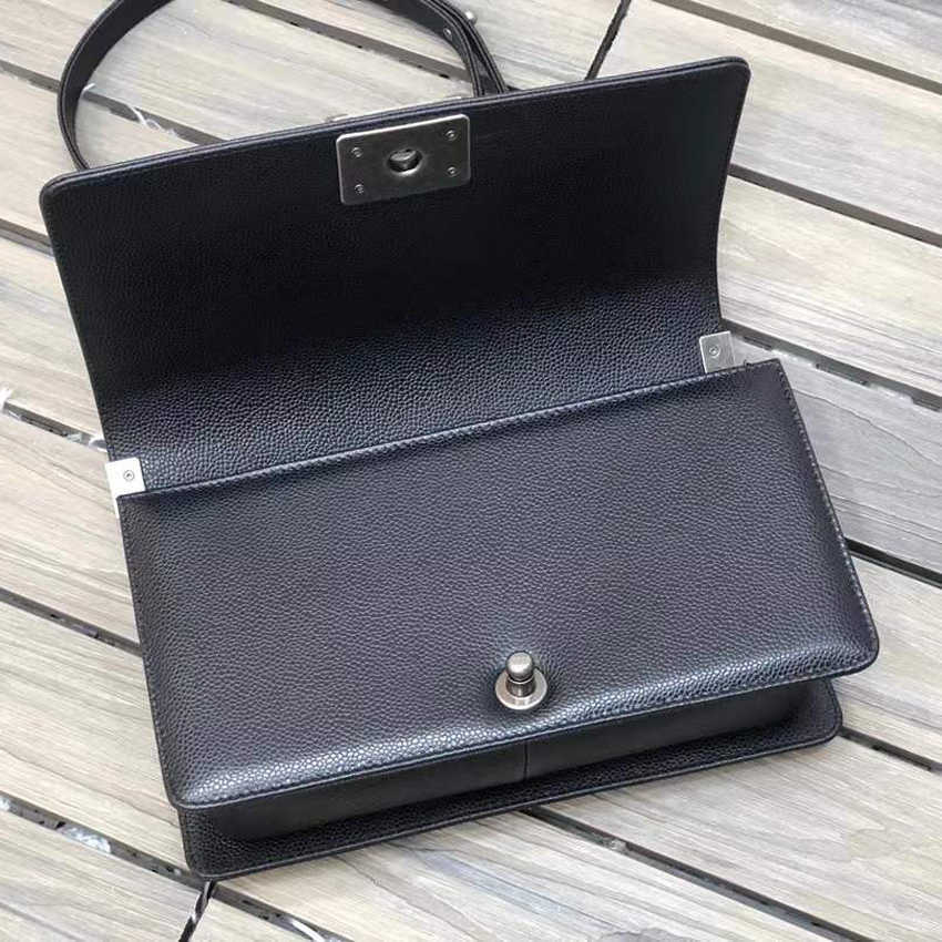 5A+ top quality crossbody designer Bag women handbags Silver chain clutch Genuine Leather shoulder Handbag flap Wallets Luxurious Bags Purse, Bxo
5A+ top quality crossbody designer Bag women handbags Silver chain clutch Genuine Leather shoulder Handbag flap Wallets Luxurious Bags Purse, Bxo