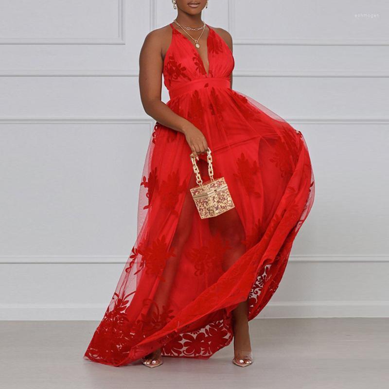 Plus Size Dresses 2022 Summer Women's Sexy Neck Halter V-neck High Waist Large Swing Embroidered Temperament Dress Europe America Echm22, Red
Plus Size Dresses 2022 Summer Women's Sexy Neck Halter V-neck High Waist Large Swing Embroidered Temperament Dress Europe America Echm22, Red
