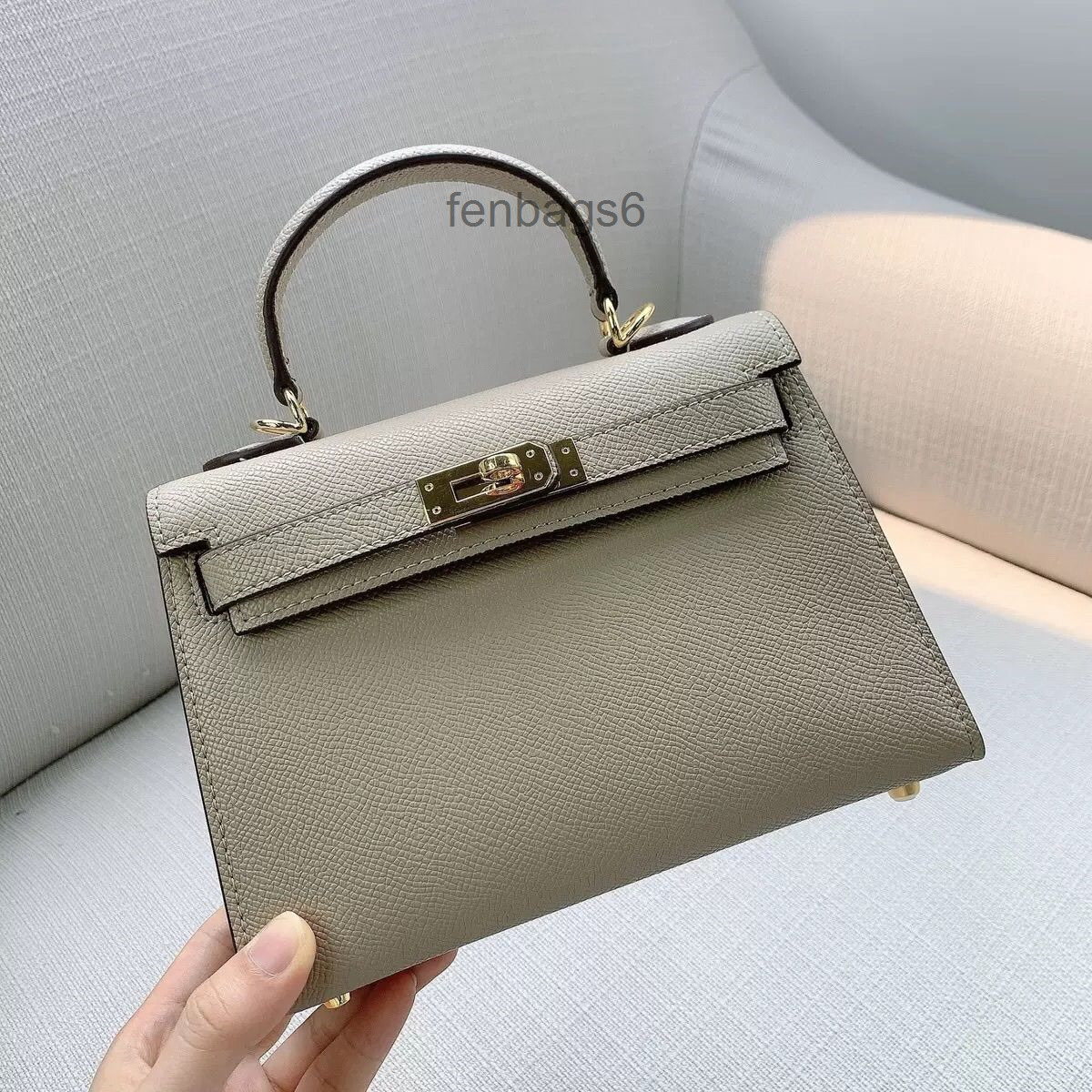 Designers Bag Herme Handbag Herme Designer 2022 Bags Birkins Mini Leather Palm Print Second Generation Bag One Shoulder Kellies NWR7, Windbreaker grey
Designers Bag Herme Handbag Herme Designer 2022 Bags Birkins Mini Leather Palm Print Second Generation Bag One Shoulder Kellies NWR7, Windbreaker grey