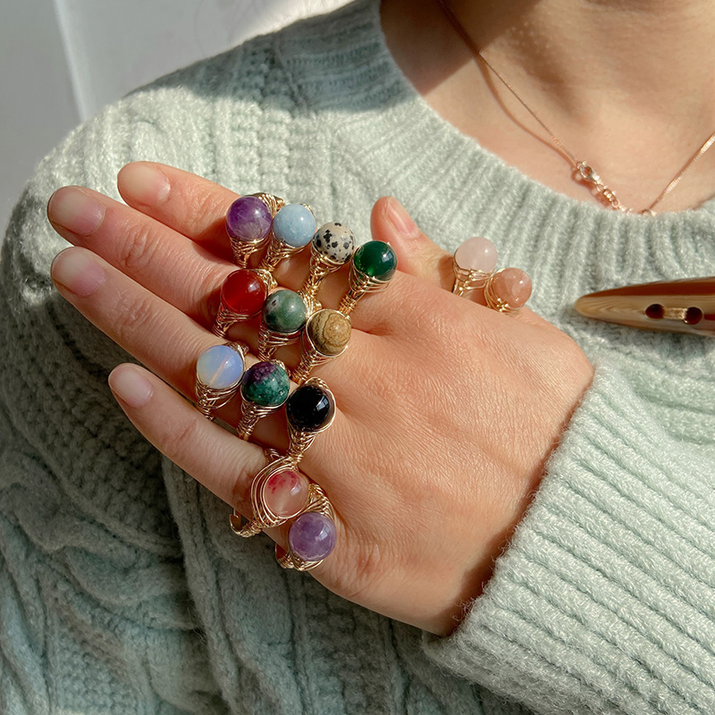 Fashion Natural Crystal Stone Rings Golden Color Wire Wrap Adjustable Open Rings For Women Men Couple Wedding Ring Jewelry Gift