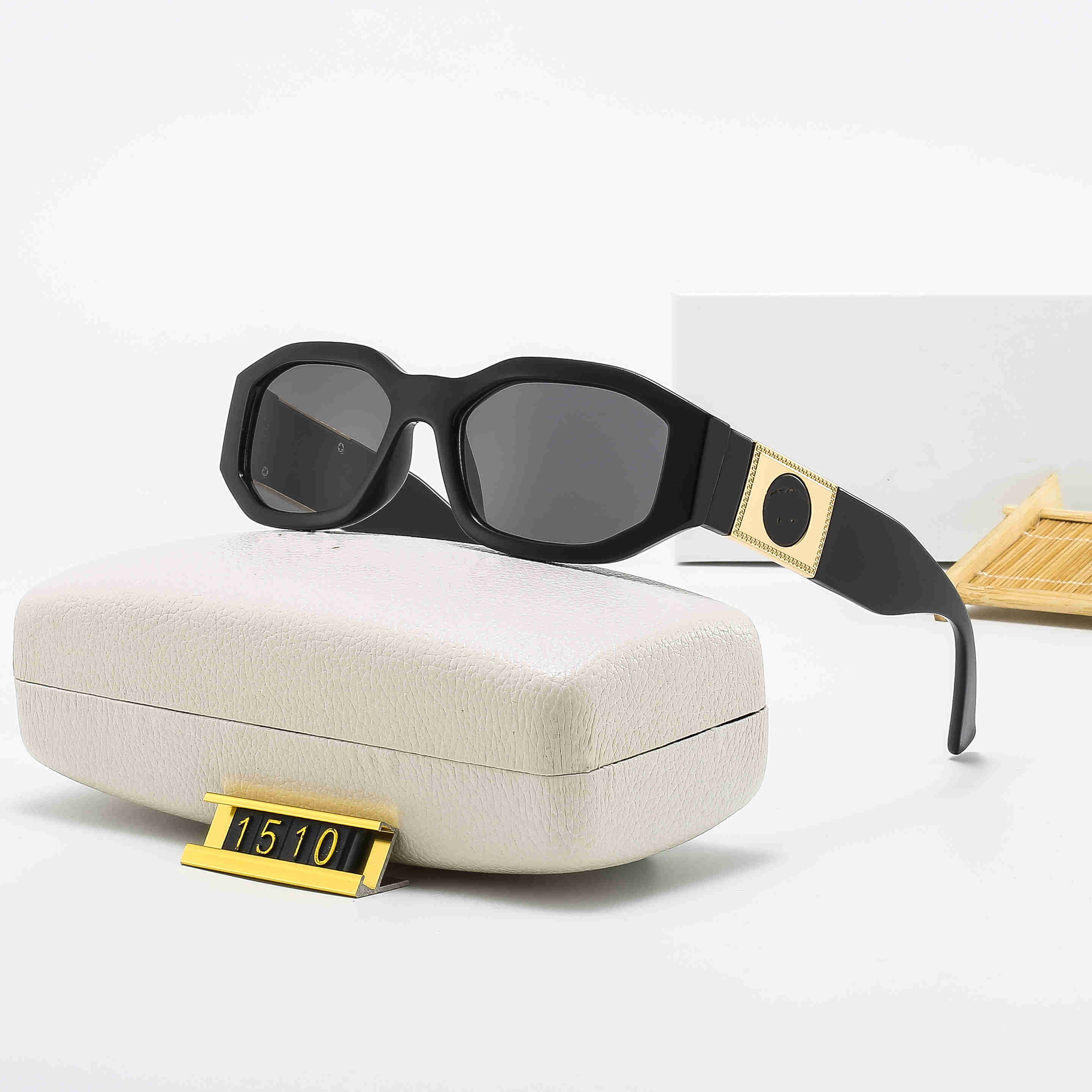 1510 High quality men women Polarized lens pilot Fashion Sunglasses For Brand designer Vintage Sport Sun glasses With case and box