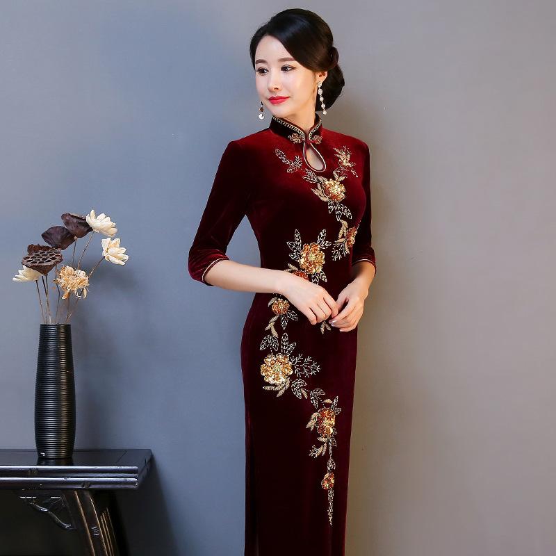 Ethnic Clothing Vintage Qipao Women 2022 Velvet Cheongsam Chinese Style Quality Vestidos Sexy Flower Dress Bride Wedding Plus Size 3XL 4XLEt
Ethnic Clothing Vintage Qipao Women 2022 Velvet Cheongsam Chinese Style Quality Vestidos Sexy Flower Dress Bride Wedding Plus Size 3XL 4XLEt
