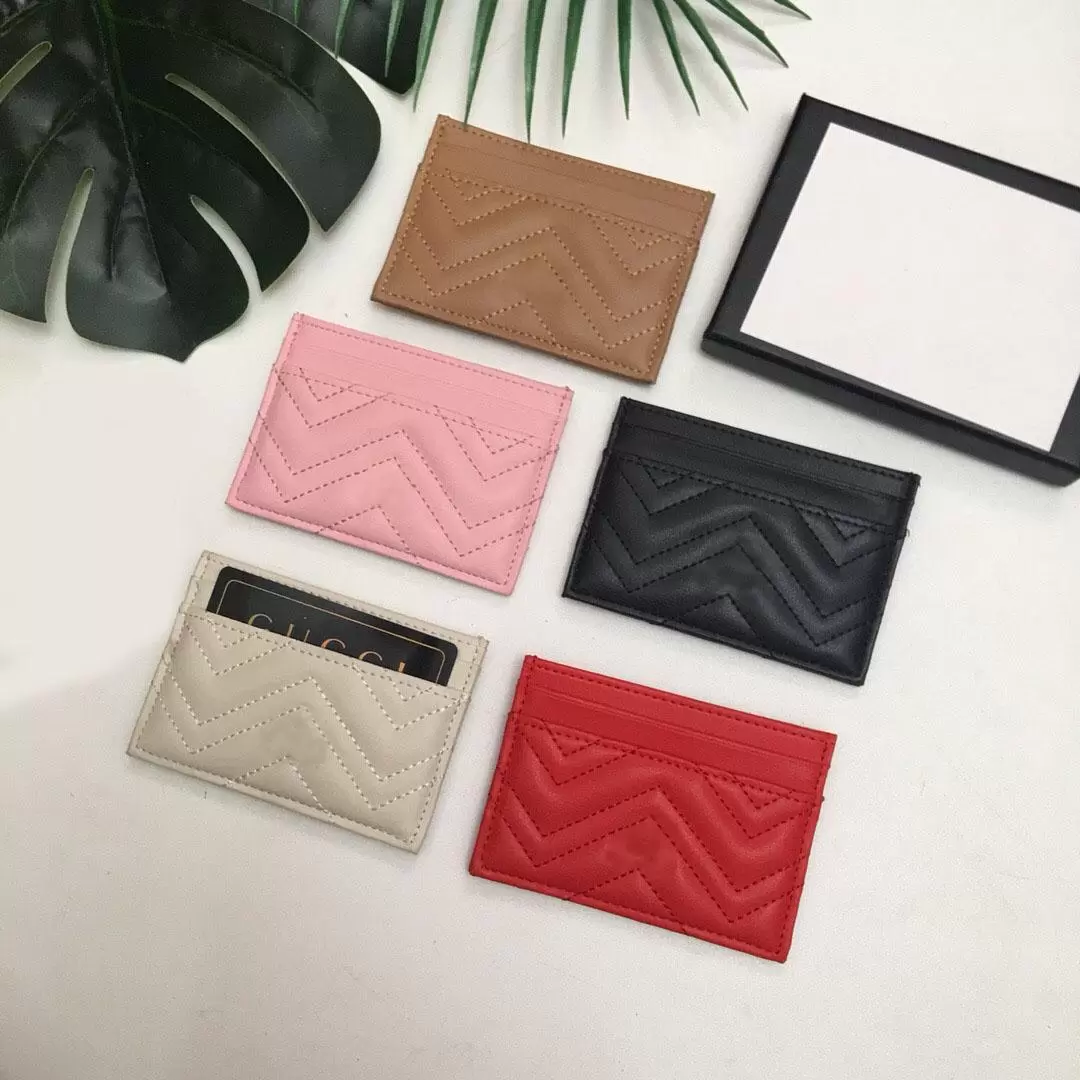 2022 new fashion Card Holders woman Letter mini wallet Wholesale Designer pure color genuine leather Black wallet with box, Red
2022 new fashion Card Holders woman Letter mini wallet Wholesale Designer pure color genuine leather Black wallet with box, Red