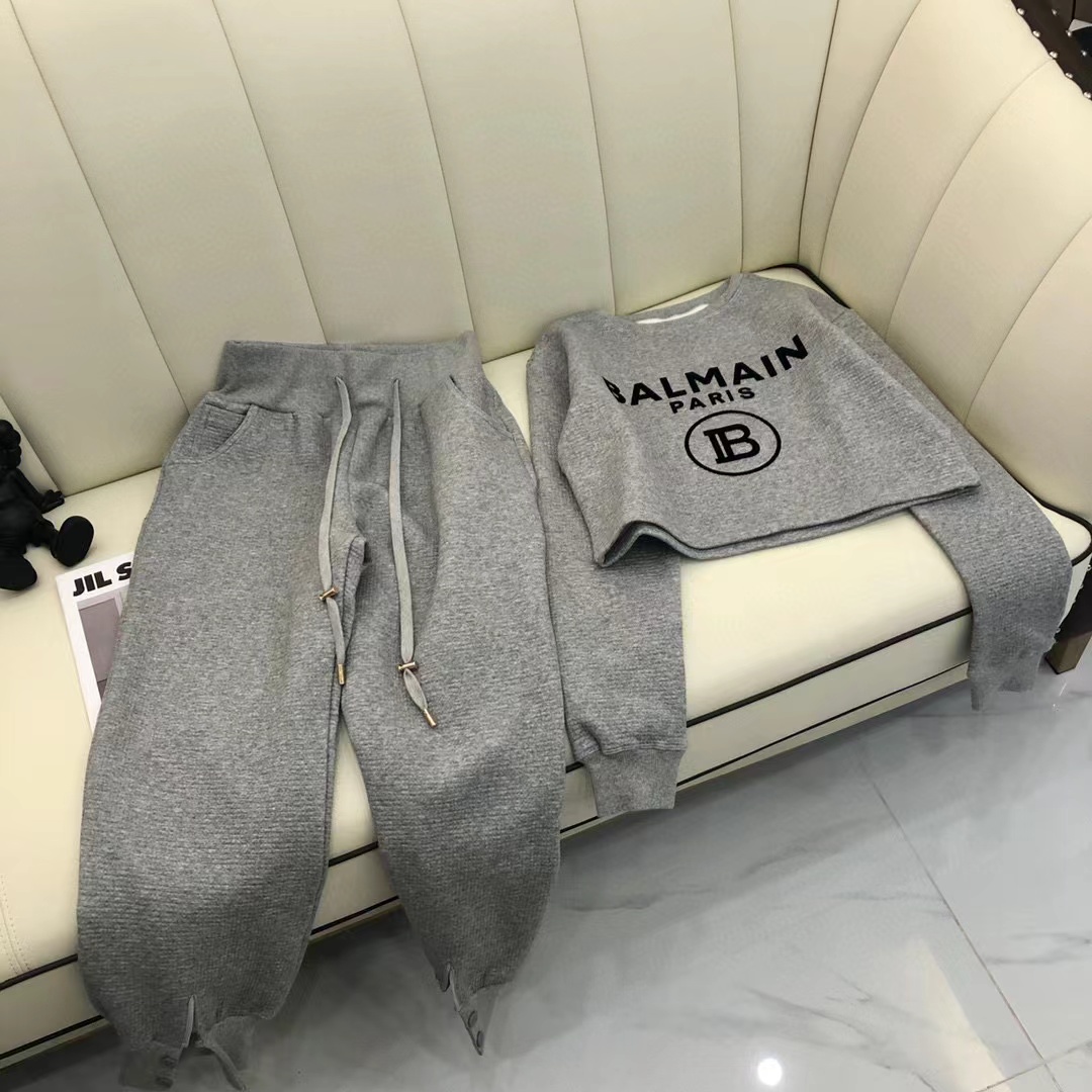 AAAA 1:1 dupe Balman Summer Mens Designer T Shirt Casual Man Womens Tees With Letters Print Short Sleeves Top Sell Luxury Men Hip Hop clothes