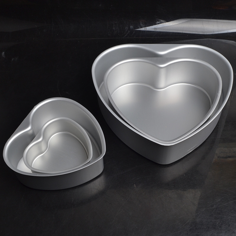 Durable Home Baking Toolset Aluminium Heart-Shaped Tins w/ Easy Release Bottoms (4, 6, 8, 10) Perfect for Decadent Dishes