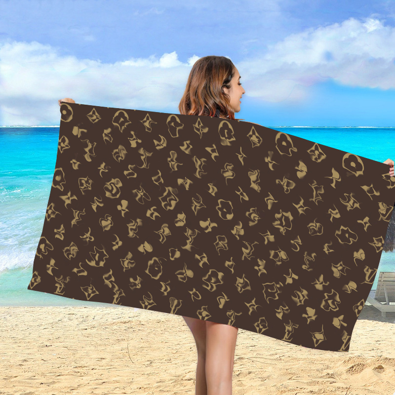 New Arrivals Luxury Designer Letter Casual Ins Style Beach Towel Fashion Summer Bath Towels High Quality Classic Home Gift, As pics
New Arrivals Luxury Designer Letter Casual Ins Style Beach Towel Fashion Summer Bath Towels High Quality Classic Home Gift, As pics