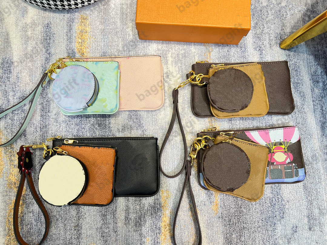 Mini TRIO POUCH Clutch Bag Womens Designer Handbags By The Pool Summer Stardust Monograms Empreinte Pouches 3pc/sets Round Coin Purse Key Wallet M68756 M80407, No bag for balance fees
Mini TRIO POUCH Clutch Bag Womens Designer Handbags By The Pool Summer Stardust Monograms Empreinte Pouches 3pc/sets Round Coin Purse Key Wallet M68756 M80407, No bag for balance fees