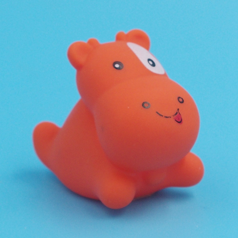 Mini Size Baby Cute Animals Bath Toy Swimming Water Toys Soft Rubber Float Squeeze Sound Kids Wash Play Funny Gift 1013