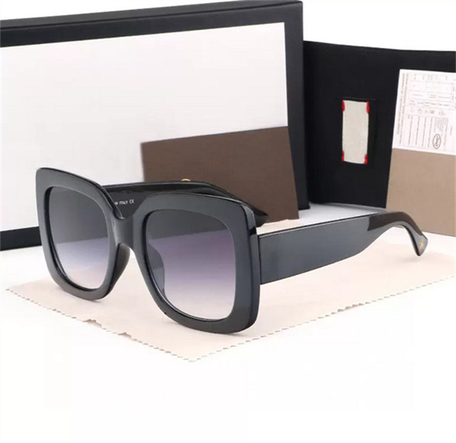 Luxurious Sunglasses Designer Fashion For Men Woman Metal Vintage ray Sunglasses Summer Mens Style Square Frameless sun glasses
Luxurious Sunglasses Designer Fashion For Men Woman Metal Vintage ray Sunglasses Summer Mens Style Square Frameless sun glasses
