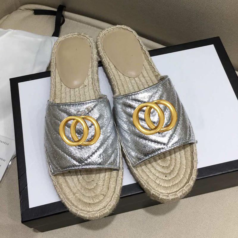 Designer-Designer Summer Beach slippers fashion Loafers Lazy platform flops leather Letters lady Cartoon Slides women shoes Metal Ladies San, Red
Designer-Designer Summer Beach slippers fashion Loafers Lazy platform flops leather Letters lady Cartoon Slides women shoes Metal Ladies San, Red