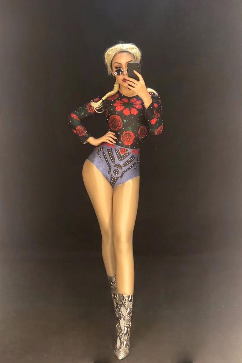 Women's Two Piece Pants Women Sexy Stage Nightclub Party Stretch Flower Rhinestones Bodysuit Dance Leotard Performance Costume BodysuitWomen
Women's Two Piece Pants Women Sexy Stage Nightclub Party Stretch Flower Rhinestones Bodysuit Dance Leotard Performance Costume BodysuitWomen