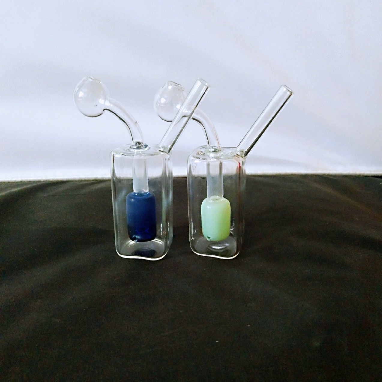 Hookahs Water Bongs 2022 new arrive Thick Nail bubbler Bong heady Glass Oil Burner Pipe small pipes dab rigs
Hookahs Water Bongs 2022 new arrive Thick Nail bubbler Bong heady Glass Oil Burner Pipe small pipes dab rigs