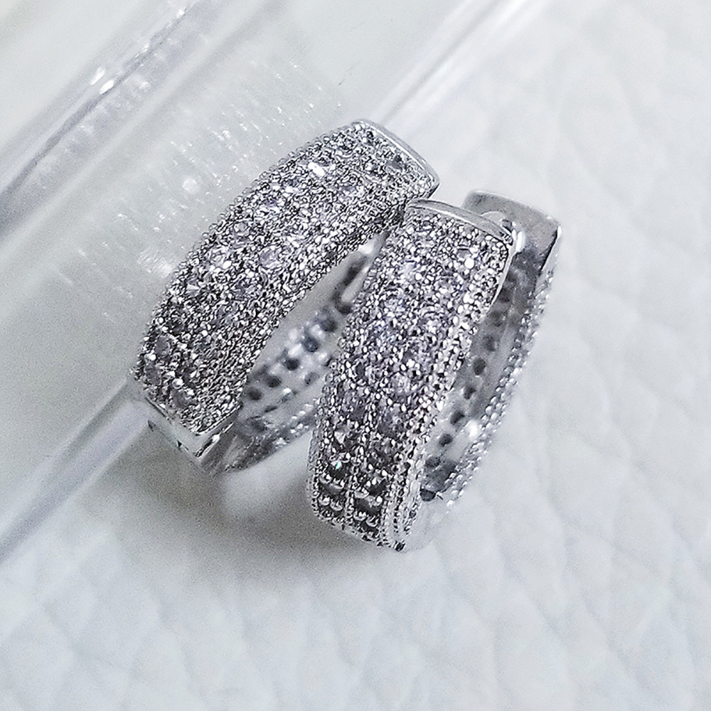 Choucong Hip Hop Vintage Jewelry Ear Cuff 925 Sterling Silver Pave White Sapphire CZ Diamond Gemstones Party Fine Women Wedding Clip Earring For Lover