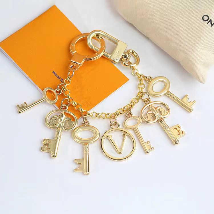 Luxury Designer keychain men women car key chain high quality stainless steel 24K gold-plated metal material does not fade upper grade key
