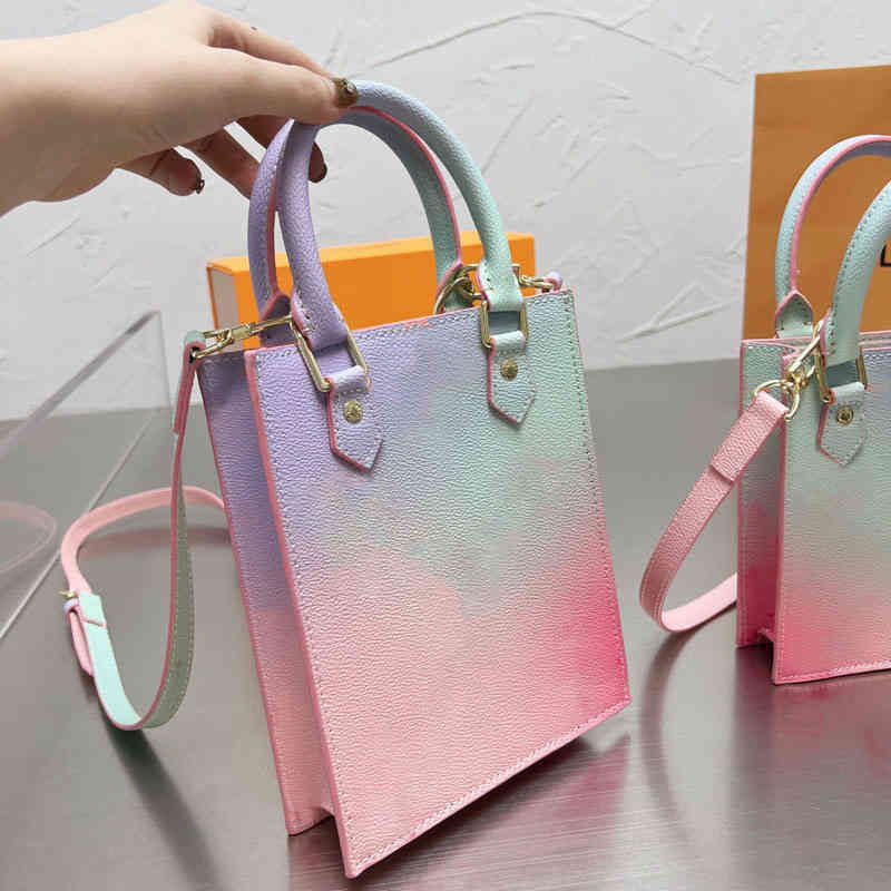 Shoulder Bag Mini Totes Leather Handbag Women Crossbody Bucket Bags Classic Designer Handbags Tote Female Hand Purses 220330, Pink
Shoulder Bag Mini Totes Leather Handbag Women Crossbody Bucket Bags Classic Designer Handbags Tote Female Hand Purses 220330, Pink