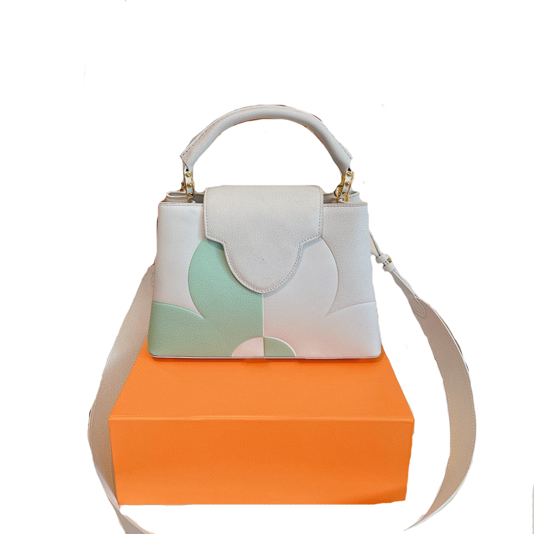 2022 New Pink grey green designer crossbody bag small min luxury handbags women girl fashion purse top quality Letter Two-tone Floral Leather women men Holdersr, Shipping pay
2022 New Pink grey green designer crossbody bag small min luxury handbags women girl fashion purse top quality Letter Two-tone Floral Leather women men Holdersr, Shipping pay