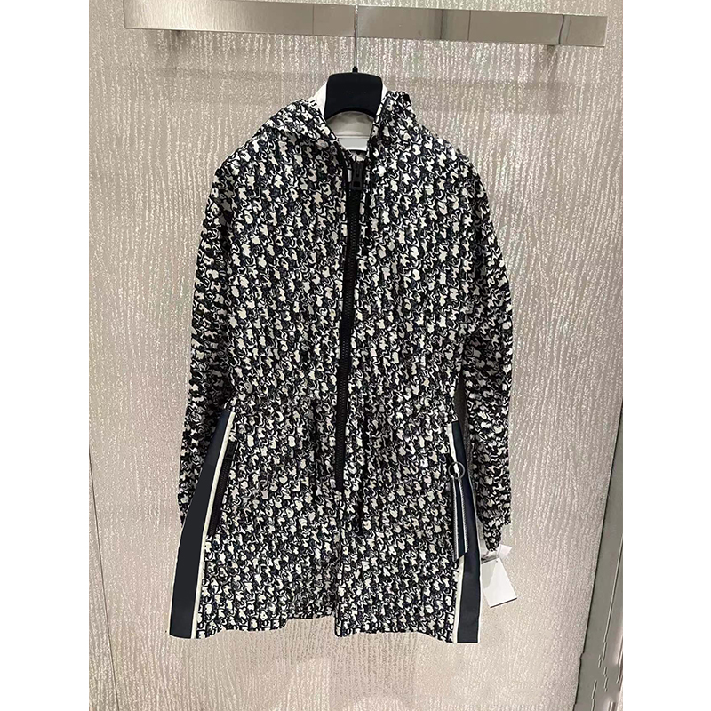 2022 Fashion Summer New Women' Jackets D Letter Hoodies Jumpsuit Designer fashion Casual Loose Shorts Rompers Embroed Street wear Bodysuit, Blue
2022 Fashion Summer New Women' Jackets D Letter Hoodies Jumpsuit Designer fashion Casual Loose Shorts Rompers Embroed Street wear Bodysuit, Blue