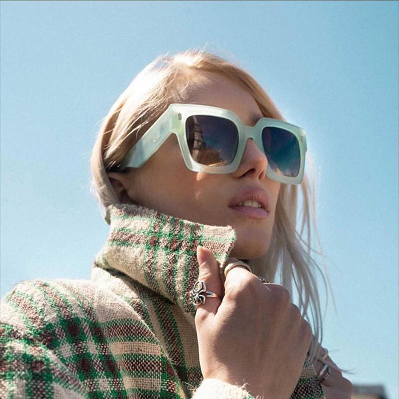 Sunglasses Classic Designer Big Frame Square Women Men Fashion Vintage Travel Sun Glasses For Female UV400
Sunglasses Classic Designer Big Frame Square Women Men Fashion Vintage Travel Sun Glasses For Female UV400