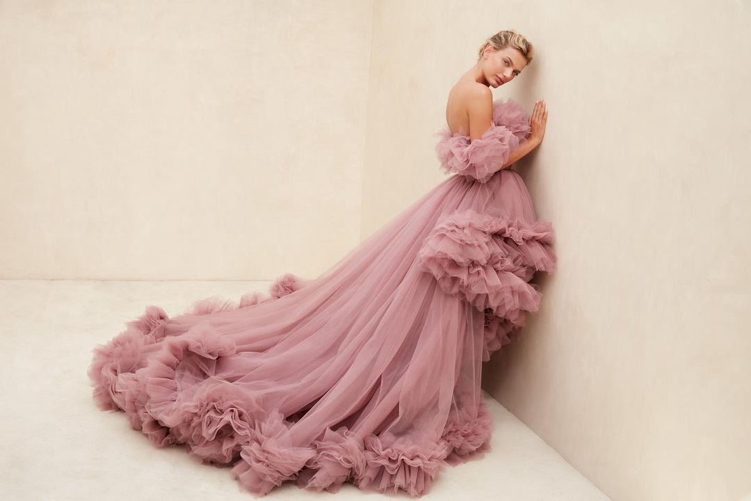 Sexy Maternity Prom Dresses Tulle Women Party Dress Long Photo Robe Gowns Ruffled Fluffy Tulle Celebrity Photoshoot Gown High Low Robes Baby Shower