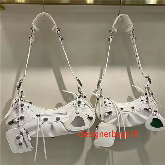 2022 Luxury Fashion Cagole Handmade Bags designer women Handbags leather Shoulder Bag Crossbody Retro Large Capacity Lady Tote Cosmetic Bucket Messenger Backpack, 19cm
2022 Luxury Fashion Cagole Handmade Bags designer women Handbags leather Shoulder Bag Crossbody Retro Large Capacity Lady Tote Cosmetic Bucket Messenger Backpack, 19cm