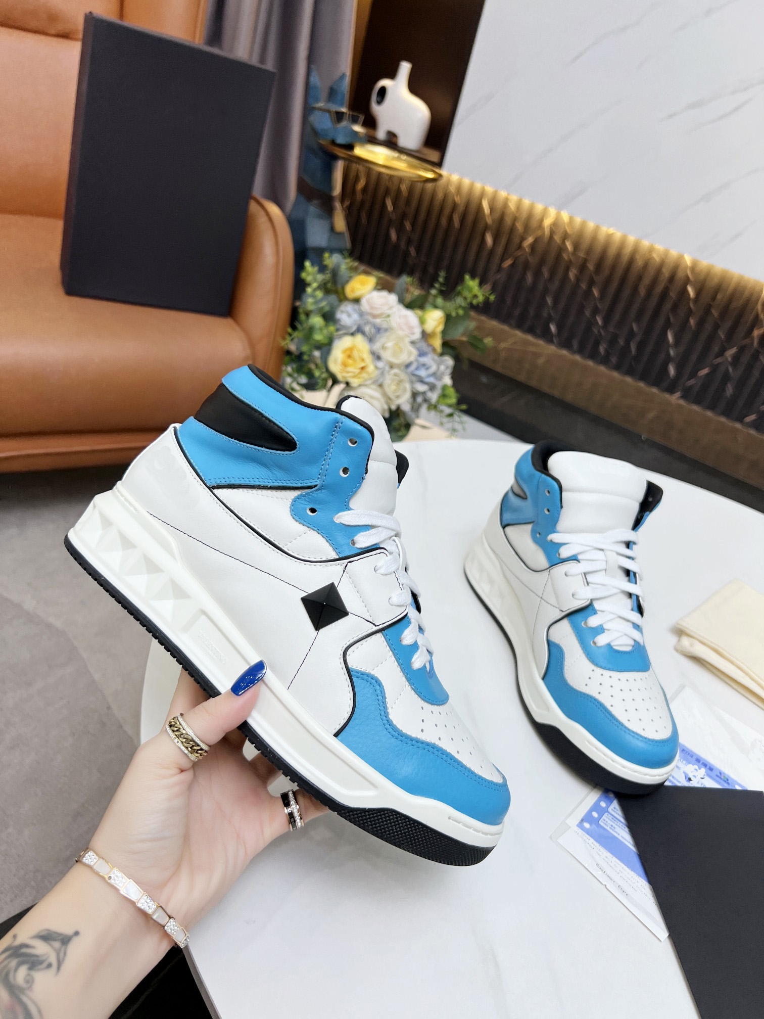 Luxury Men Women Designer Casual Shoes Low Black Blue Red Top Quality Sneakers Walking, Purple
Luxury Men Women Designer Casual Shoes Low Black Blue Red Top Quality Sneakers Walking, Purple
