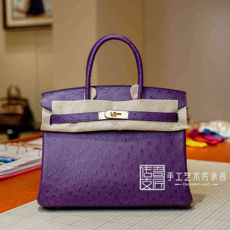 designer herme birkins bags 2022 new casual versatile platinum bag anemone purple ostrich skin 30cm gold buckle leather handbag yzl
designer herme birkins bags 2022 new casual versatile platinum bag anemone purple ostrich skin 30cm gold buckle leather handbag yzl