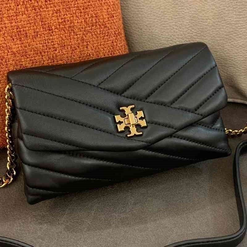 Burchs Torys Tote High Bags quality women's spring summer small chain bag lamb skin exquisite versatile One Shoulder Messenger Bag Hand Purse, Black
Burchs Torys Tote High Bags quality women's spring summer small chain bag lamb skin exquisite versatile One Shoulder Messenger Bag Hand Purse, Black