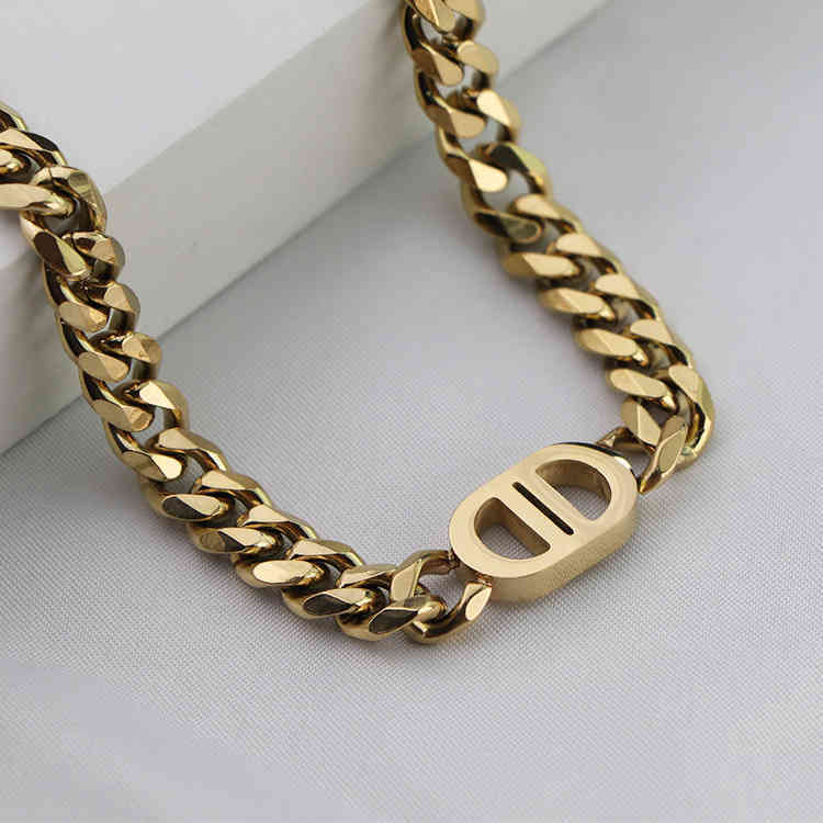 Titanium Cuba double D Necklace stainls steel hip hop trendsetter punk metal 18K Gold neck chain
Titanium Cuba double D Necklace stainls steel hip hop trendsetter punk metal 18K Gold neck chain