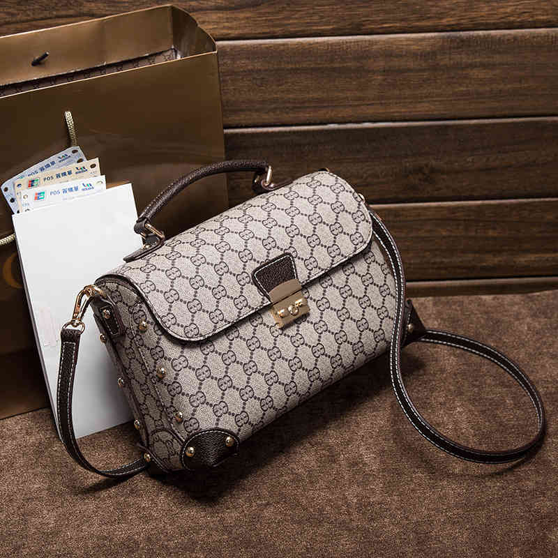 Women's bag new autumn messenger bag style women's shoulder bag versatile texture handbag Purses_1J89, Elephant grey trumpet
Women's bag new autumn messenger bag style women's shoulder bag versatile texture handbag Purses_1J89, Elephant grey trumpet