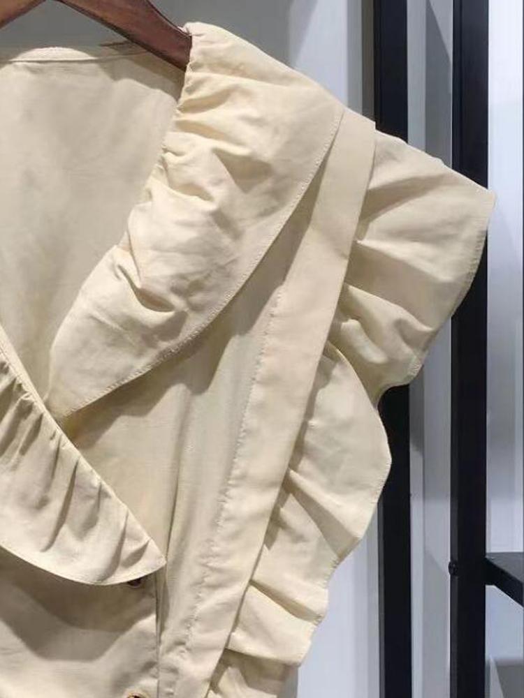 Women' Blouses & Shirts Spring / Summer V-neck Pleated Double-breasted Ruffled Sleeveless Short Solid Top Women ShirtWomen, Top apricot
Women' Blouses & Shirts Spring / Summer V-neck Pleated Double-breasted Ruffled Sleeveless Short Solid Top Women ShirtWomen, Top apricot