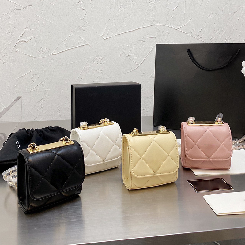 Top Qulity Woc Classic Mini Flap Quilted Bags Thich Gold Matelasse Chain Turn Loack Shoulder underarm bag Handbags Luxury Designer Wallets, Customize
Top Qulity Woc Classic Mini Flap Quilted Bags Thich Gold Matelasse Chain Turn Loack Shoulder underarm bag Handbags Luxury Designer Wallets, Customize