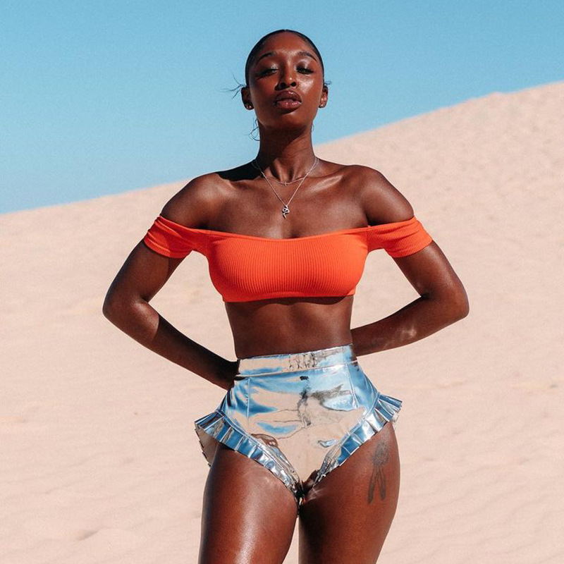 Womens Shiny Metallic Shorts Summer High Waist Solid Color PU Leather Ruffle Trim Short Pants GoldSilverPink 220527