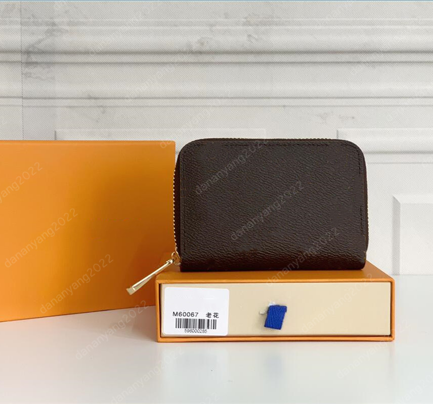 Fashion women men clutch wallet leather wallets single zipper wallets designer lady male long and short classical coins purse, Brown checkered
Fashion women men clutch wallet leather wallets single zipper wallets designer lady male long and short classical coins purse, Brown checkered
