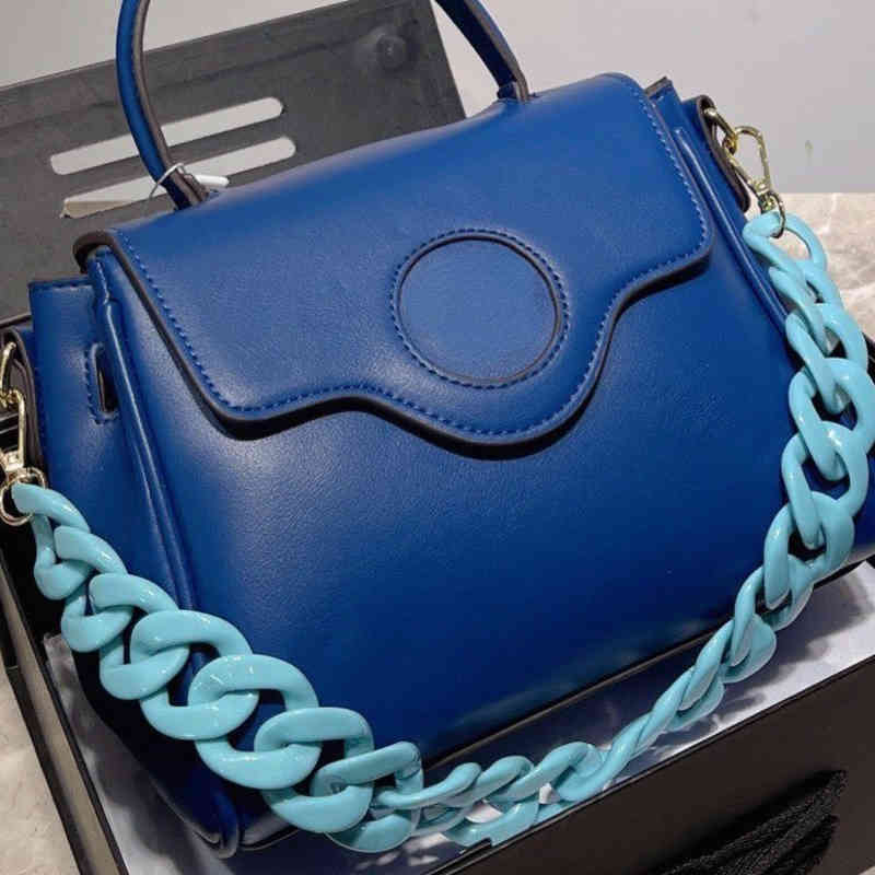 9 Designer Bag Medu… - image