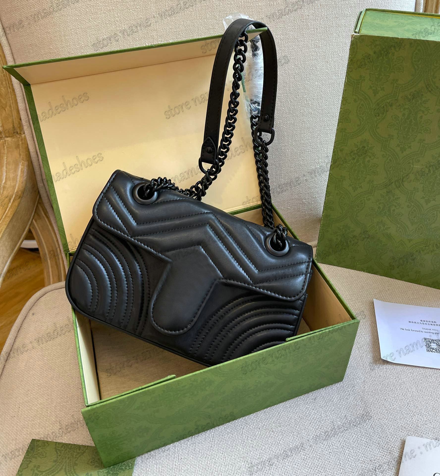 Marmont 2.0 So Black Leather Chain Shoulder Bag 2022 Black Flap Designer Handbag Womens Luxurys Handle Bag Wallet Purse Front logo plaque
Marmont 2.0 So Black Leather Chain Shoulder Bag 2022 Black Flap Designer Handbag Womens Luxurys Handle Bag Wallet Purse Front logo plaque