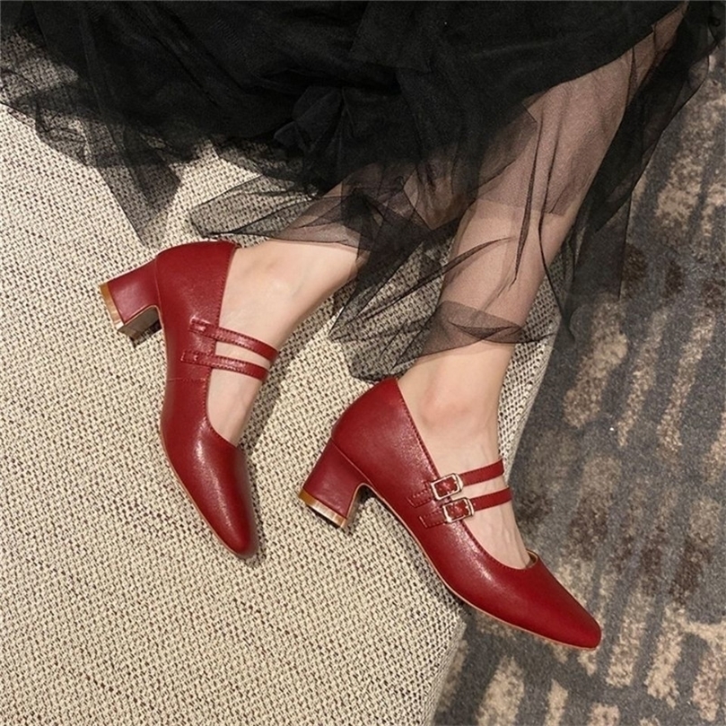 Nude Square Toe Strappy Heels High Heels Ladies Retro Buckle Strap Mary Jane Shoes Women Fashion Sexy Comfort Pumps 45cm 220616, Black
Nude Square Toe Strappy Heels High Heels Ladies Retro Buckle Strap Mary Jane Shoes Women Fashion Sexy Comfort Pumps 45cm 220616, Black