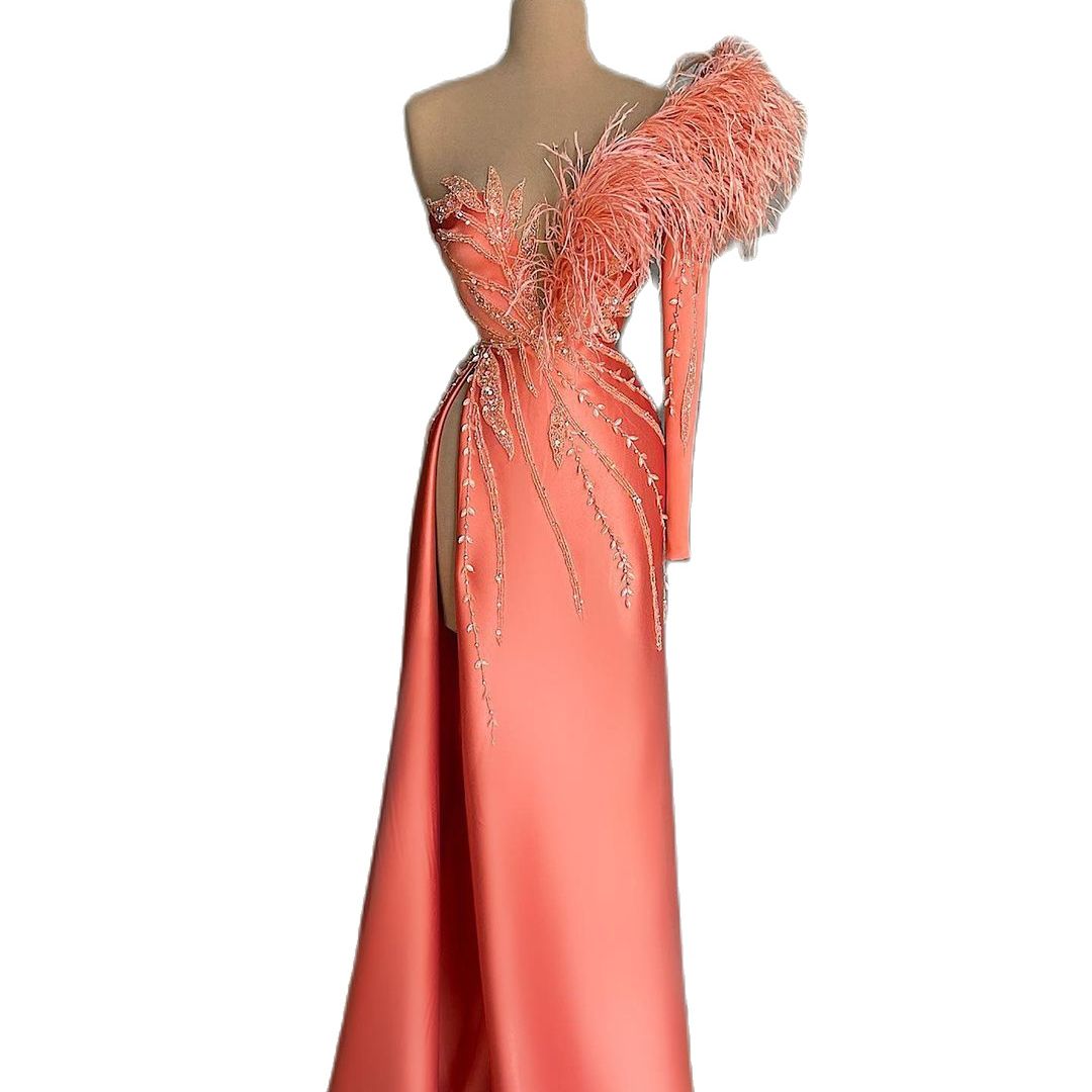 Coral Mermaid Satin Evening Dresses Ostrich Feather One Shoulder Long Sleeve Prom Gowns Sexy Side Split Pageant Special Occasion Dress