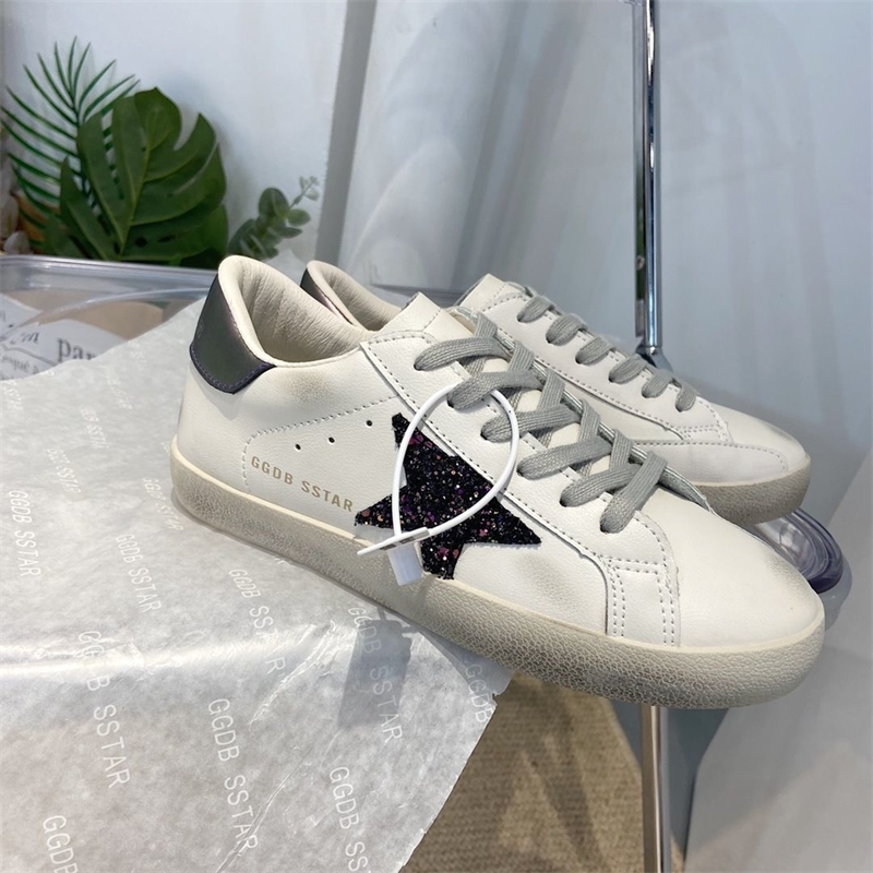 Trendy Casual Goldens Shoes Goose Leather Star Flat Retro Small White Inner Red Dirty Women's Raised, Black
Trendy Casual Goldens Shoes Goose Leather Star Flat Retro Small White Inner Red Dirty Women's Raised, Black