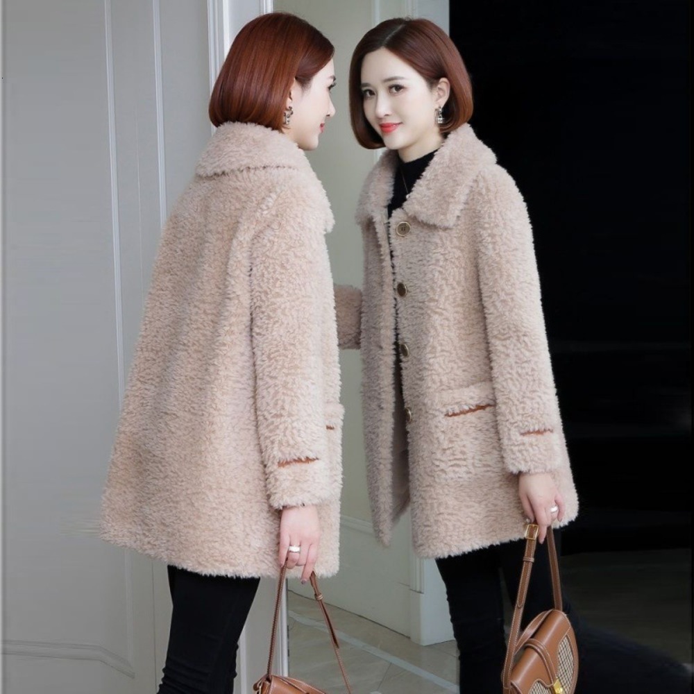 Haining Lamb Fur Coat Women's 2022 Autumn Winter Designers Sheep Shearing One Piece Medium Length ZWSR, Rice apricot color
Haining Lamb Fur Coat Women's 2022 Autumn Winter Designers Sheep Shearing One Piece Medium Length ZWSR, Rice apricot color