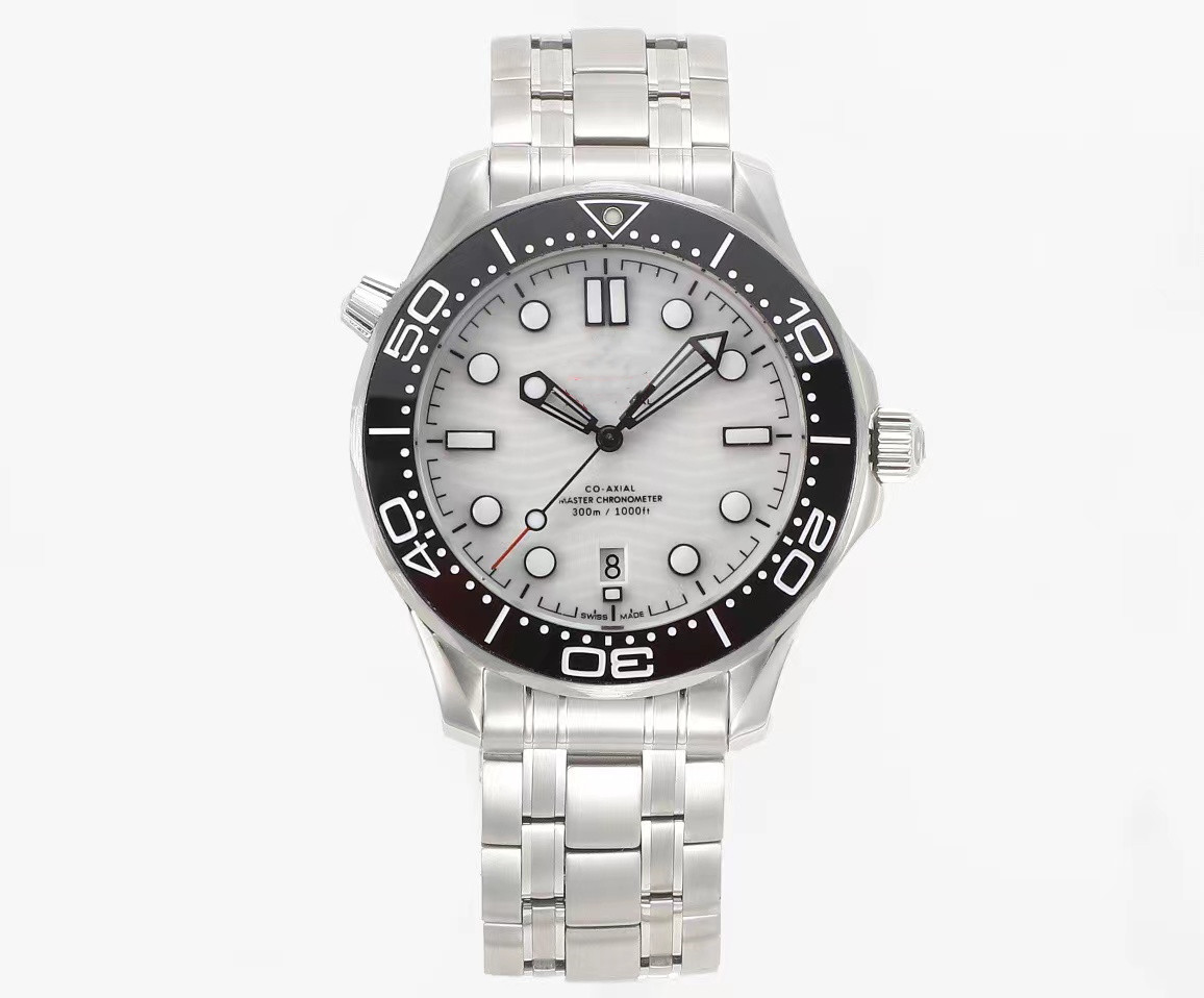 OR diving table 210.30.42.20.01.001 diameter 42mm with 8800 integrated movement ratchet Type the countdown sapphire mirror ceramic bezel
OR diving table 210.30.42.20.01.001 diameter 42mm with 8800 integrated movement ratchet Type the countdown sapphire mirror ceramic bezel